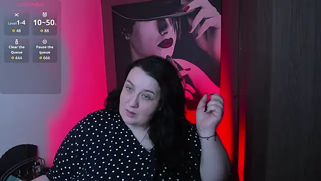 QueenOfHaze online show from May 24, 7:57 pm