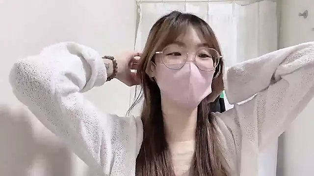 Snapshot of Chu1314 chatting on September 21, 3:43 pm Chu1314 online show from September 21, 3:43 pm