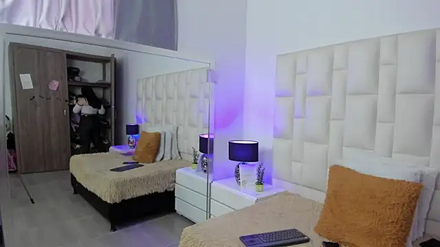 Ariana rouse online show from March 14, 6:20 pm