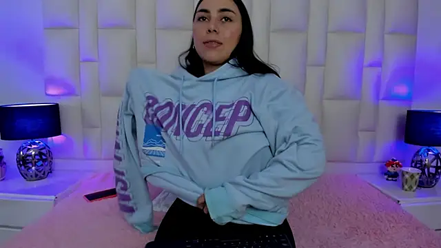 Ariana rouse online show from November 28, 6:00 pm