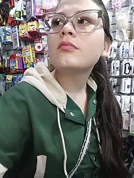 Vale Saenzz online show from December 23, 1:09 am