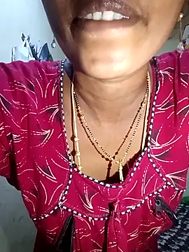 Snapshot of TeluguammayiMahi chatting on October 12, 12:02 am TeluguammayiMahi online show from October 12, 12:02 am