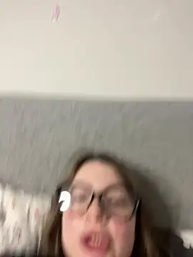 DearAlise online show from July 24, 12:14 pm