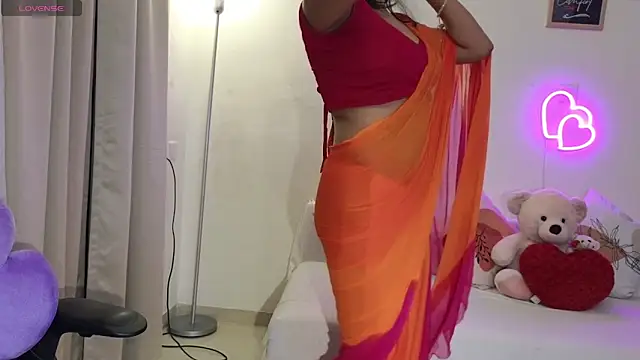 MISS MYRA online show from March 27, 5:46 pm