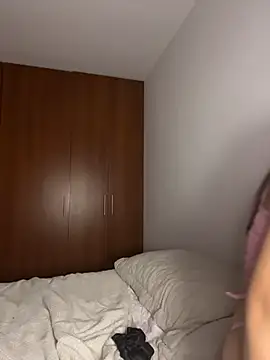 eileensophi online show from April 8, 4:47 am