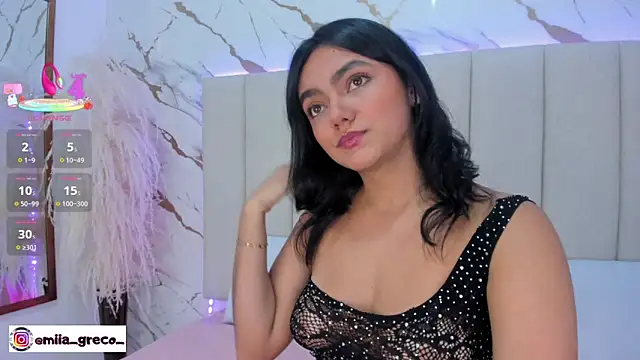 Snapshot of Mia_greco_ chatting on October 21, 8:35 pm Mia greco online show from October 21, 8:35 pm