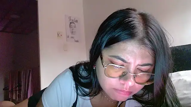 viccky vick online show from May 31, 9:16 pm