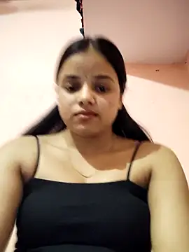 CUTE 09 online show from March 5, 5:14 am