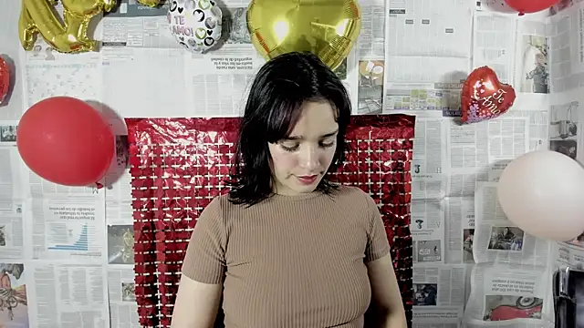 Annyrosee online show from February 17, 7:35 pm