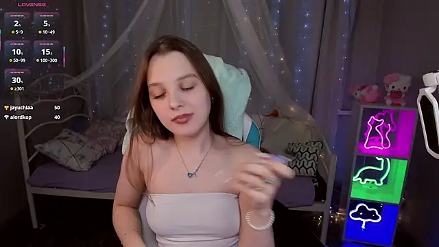 kaisajenner online show from January 15, 10:49 pm