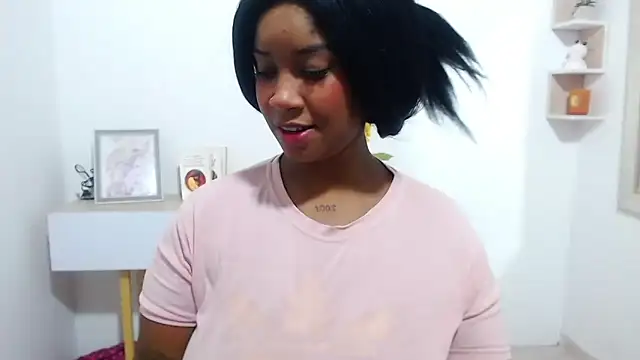 CanelaFierce online show from September 18, 4:27 pm