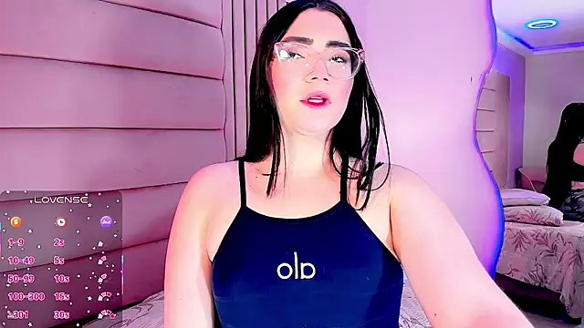 Dalis Hills online show from April 5, 4:55 am