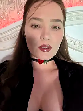 ForLoveAnd online show from April 19, 7:27 pm