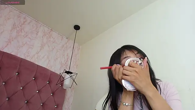 Raichell  online show from October 28, 4:07 am