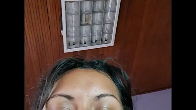 kyliebigboobs online show from November 11, 3:09 pm