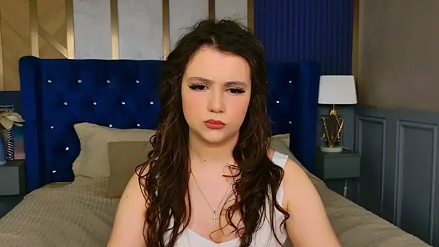 Pauline Heaven online show from April 11, 6:30 am