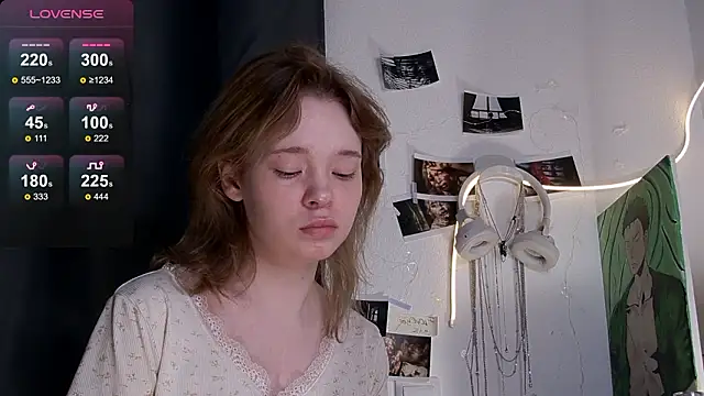 Kellybbface online show from March 5, 4:19 am