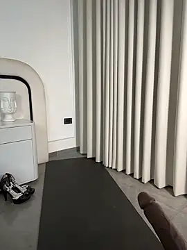 JessyCream online show from February 5, 1:08 am