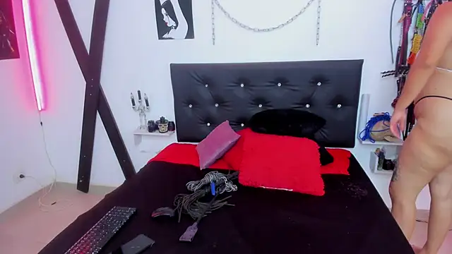 Snapshot of Julieta_Carden_ chatting on September 10, 8:09 pm Julieta Carden  online show from September 10, 8:09 pm