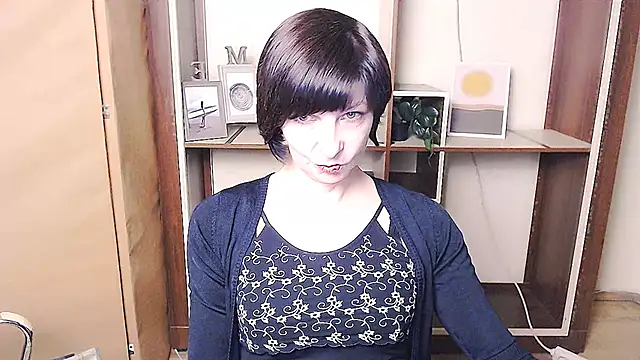  AngeliaFlow  online show from April 16, 8:03 am