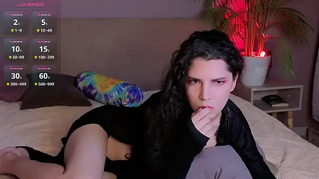 DamienLake online show from October 19, 8:33 pm