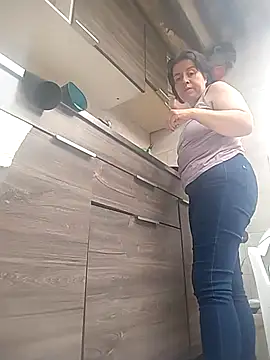 Saori Sann  online show from February 8, 5:16 pm