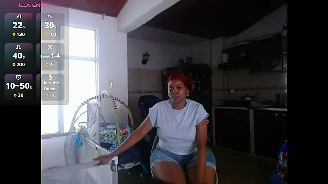 moree Queen online show from October 15, 10:23 pm