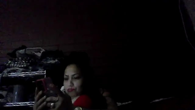 SweetSexyLatina online show from April 10, 5:30 pm