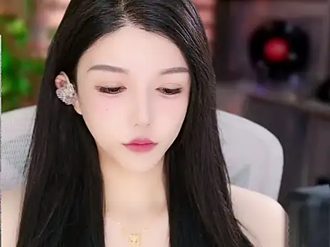 vv-77 online show from December 19, 8:45 pm