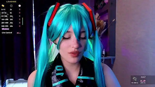 Hisoka akerley online show from May 30, 4:54 am