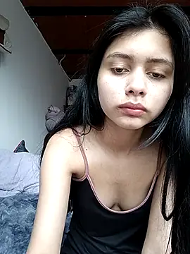 CHLOE ISABELL online show from November 29, 6:23 pm