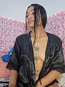 Lynda Bonnie online show from February 1, 7:12 pm