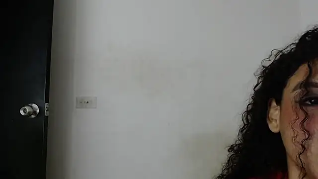 Majo BigTits online show from October 11, 4:06 am