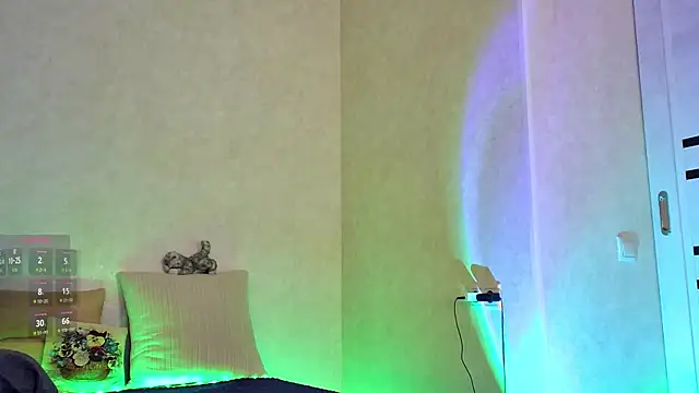 Roseaa online show from March 28, 12:26 pm