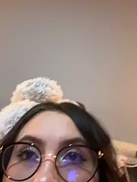 ValentinaOrtiz3 online show from March 5, 2:18 am