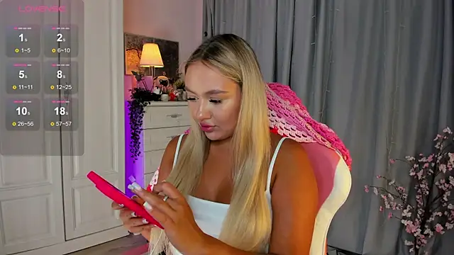 Snapshot of _Loneve__ chatting on September 17, 3:43 pm  Loneve   online show from September 17, 3:43 pm