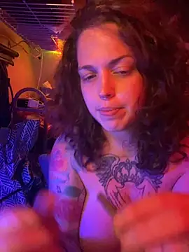 favoritestepsis online show from November 24, 9:33 am