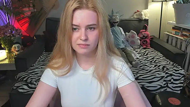Alexa Pirs online show from July 12, 4:41 pm