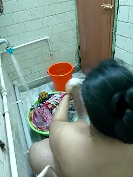 Snapshot of Lizza_boudi chatting on October 15, 3:31 am Lizza boudi online show from October 15, 3:31 am