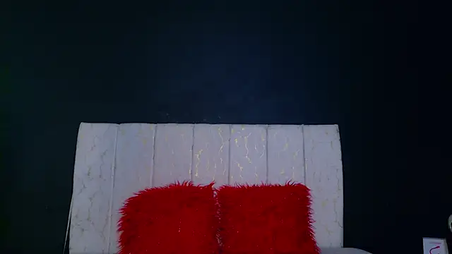 Snapshot of MariamLaraa chatting on October 21, 2:26 am MariamLaraa online show from October 21, 2:26 am