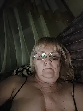 Violet5364 online show from April 16, 8:52 pm