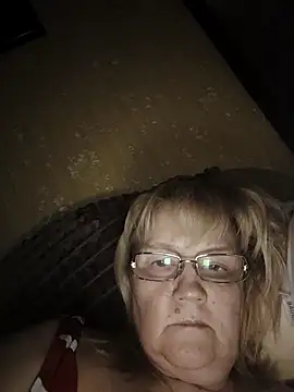 Violet5364 online show from April 23, 8:44 pm