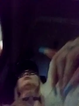 CandieGilson   online show from April 7, 10:39 am