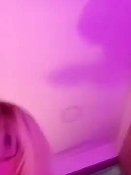 Snapshot of CandieGilson__ chatting on October 10, 11:48 am CandieGilson   online show from October 10, 11:48 am