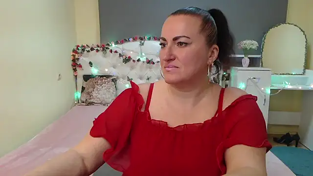 DianaMGG online show from March 23, 7:03 am