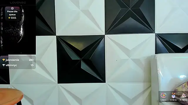 melany rouse18 online show from February 5, 7:00 am