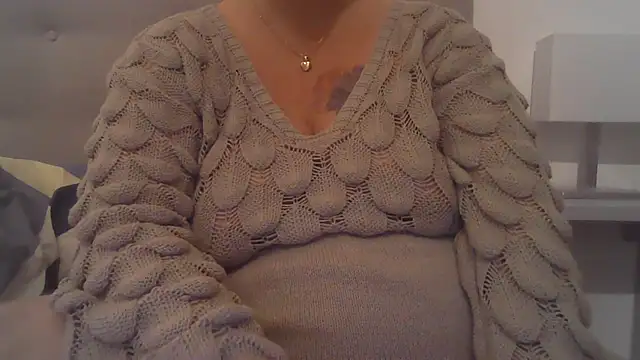 sizha6 online show from January 10, 6:45 pm