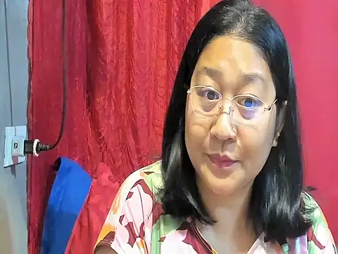 hotchubby88 online show from February 6, 11:02 am