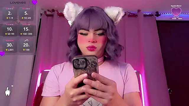 Snapshot of BabyNaomi2 chatting on October 4, 4:33 pm BabyNaomi2 online show from October 4, 4:33 pm