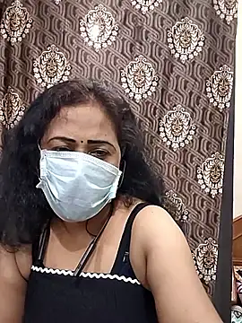 Champ Hot online show from April 30, 6:46 pm